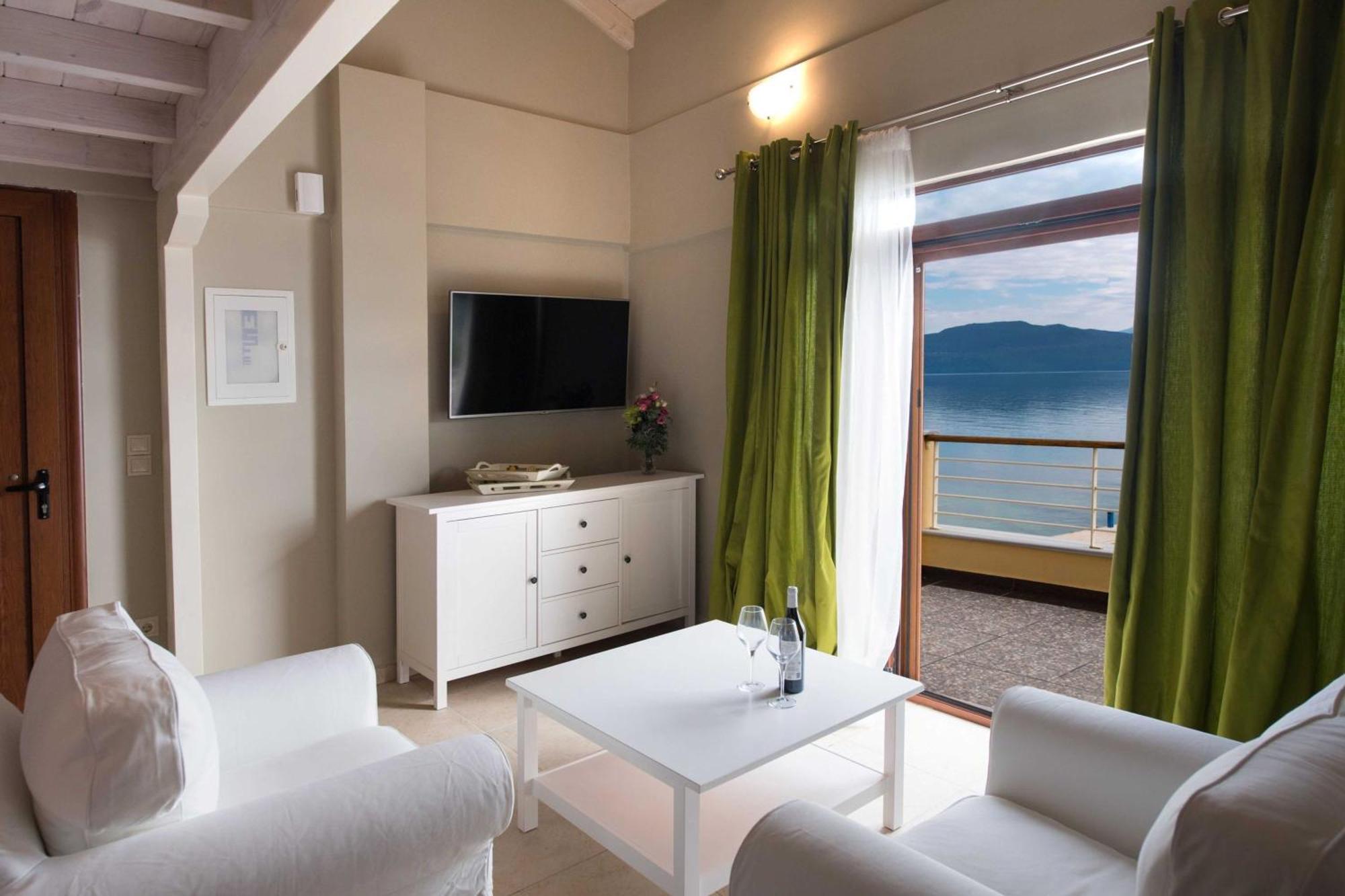 Nv Suites - Sea Front Av Properties Nikiana Exteriér fotografie
