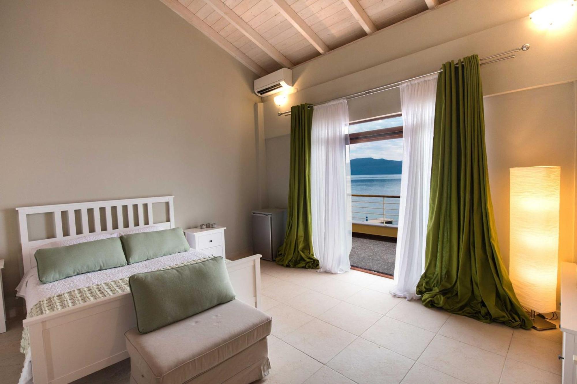 Nv Suites - Sea Front Av Properties Nikiana Exteriér fotografie